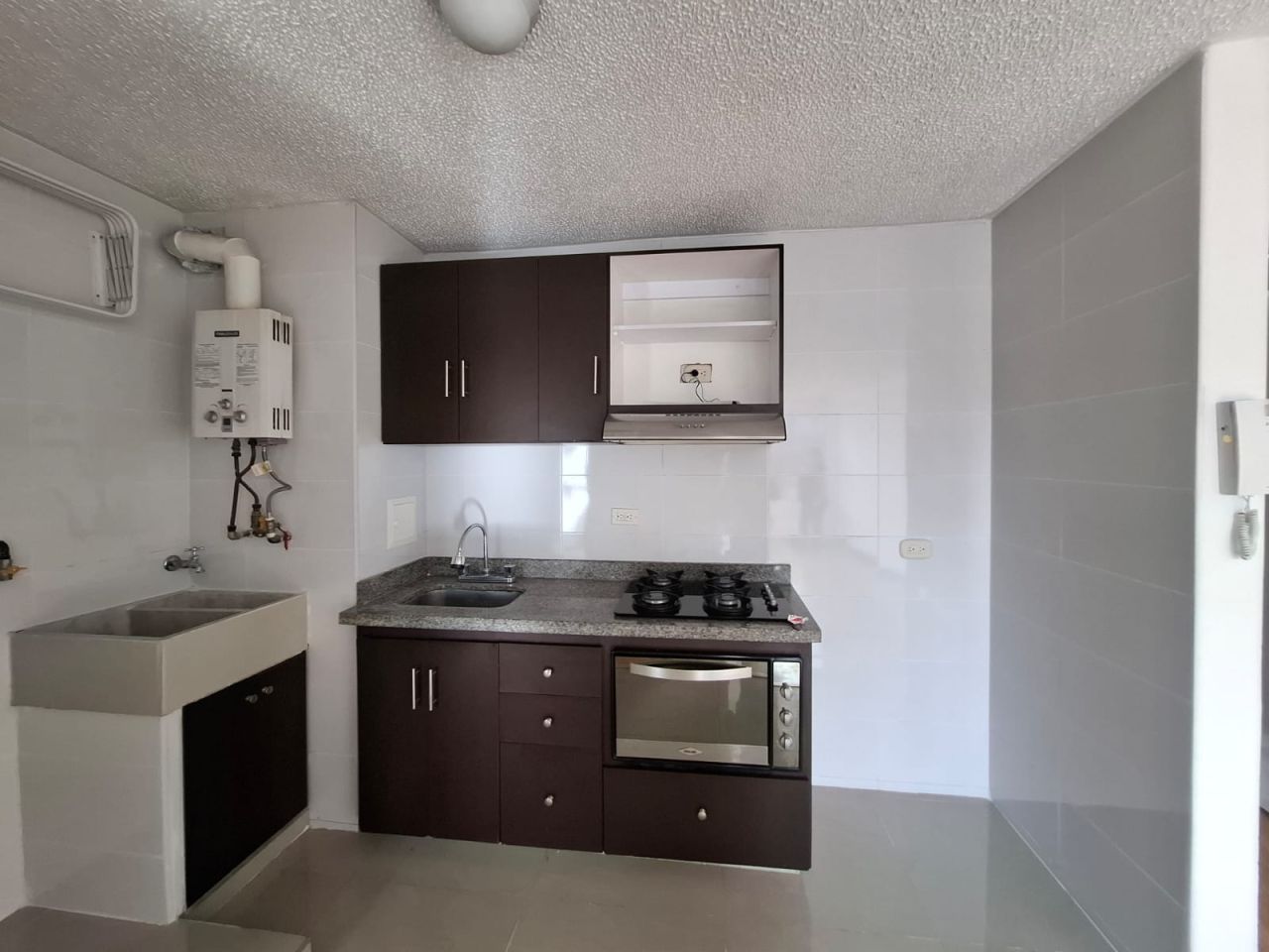 Apartamento en arriendo Cundinamarca Bogotá Villa Luz 40 m2 Habitaciones 3 Baños 1 Garajes 1 Precio $1250000