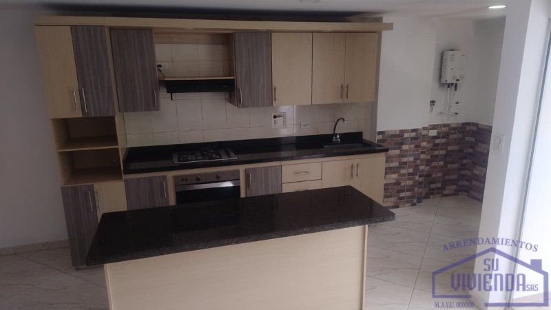 Apartamento en arriendo Antioquia Medellín Cristo Rey 93 m2 Habitaciones 3 Baños 2 Garajes 0 Precio $2500000