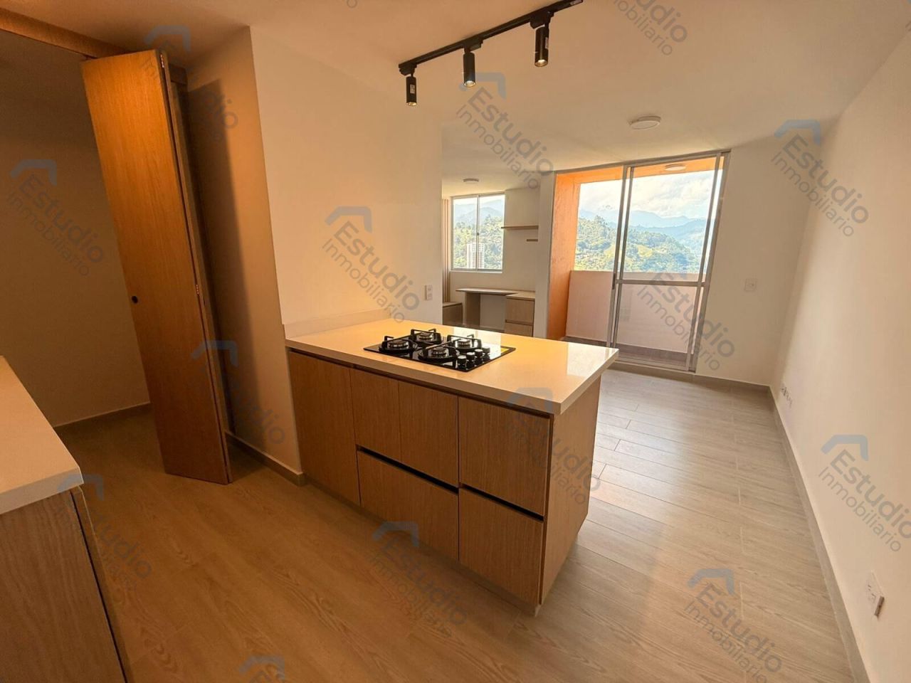 Apartamento en arriendo Antioquia La Estrella La Estrella 50 m2 Habitaciones 2 Baños 2 Garajes 0 Precio $1800000
