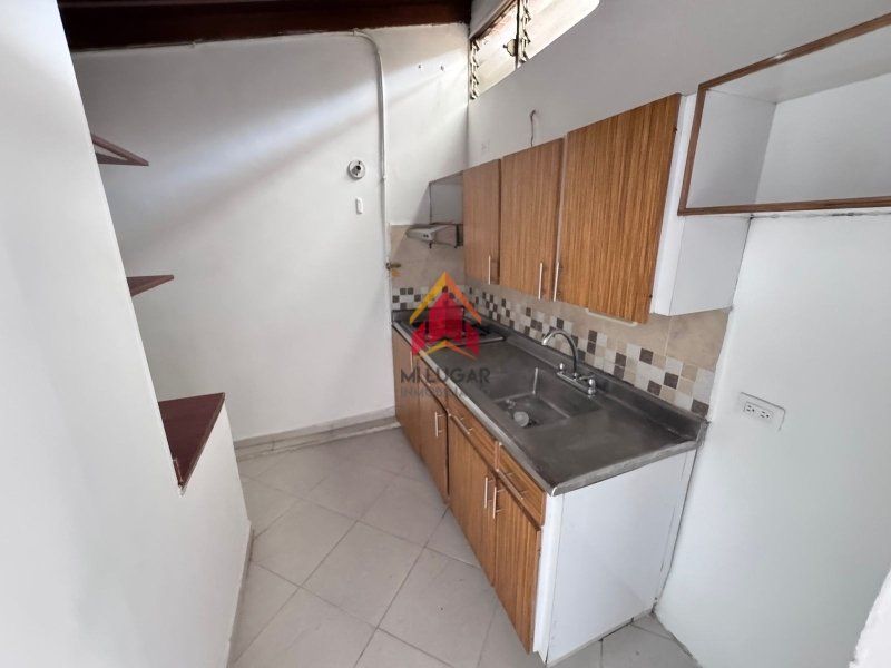 Apartamento en arriendo Antioquia Envigado El Dorado 60 m2 Habitaciones 3 Baños 1 Garajes 0 Precio $2100000