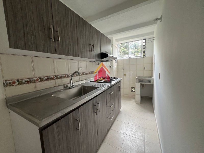 Apartamento en arriendo Antioquia Envigado Milán - Vallejuelos 65 m2 Habitaciones 3 Baños 2 Garajes 1 Precio $2500000