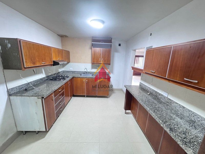Apartamento en arriendo Antioquia Envigado Trianon 120 m2 Habitaciones 3 Baños 2 Garajes 0 Precio $2900000