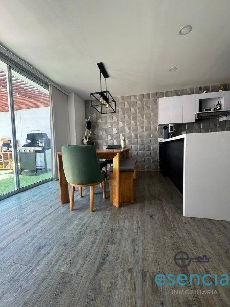 Casa en arriendo o venta Antioquia Rionegro El Porvenir 210 m2 Habitaciones 4 Baños 3 Garajes 0 Precio venta $1295000000 Precio arriendo $6800000