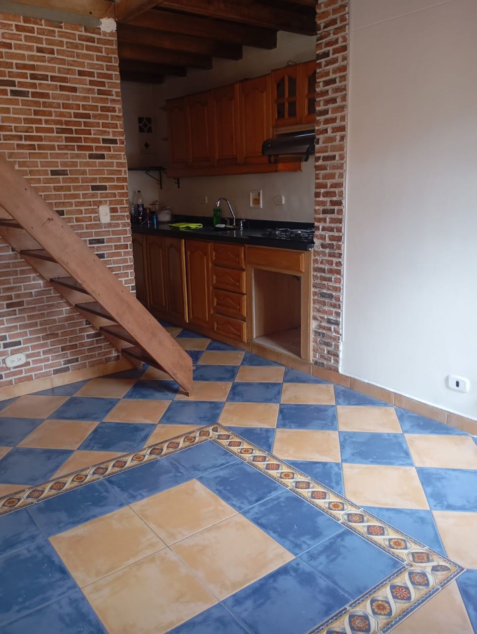Apartamento en venta Antioquia Medellín Los Alcazares 100 m2 Habitaciones 5 Baños 2 Garajes 1 Precio $350000000