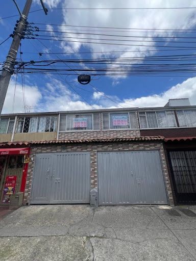 Casa en arriendo Cundinamarca Bogotá Capellanía 120 m2 Habitaciones 4 Baños 2 Garajes 1 Precio $3000000