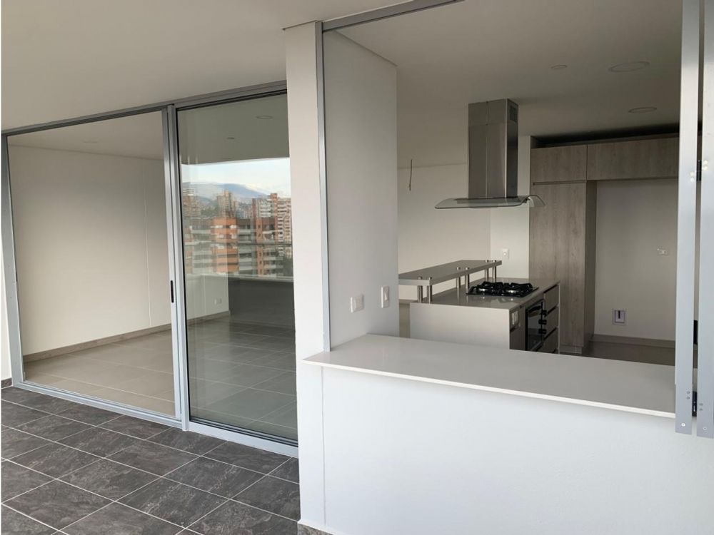 Apartamento en venta Antioquia Envigado El Esmeraldal 161 m2 Habitaciones 4 Baños 3 Garajes 2 Precio $1050000000