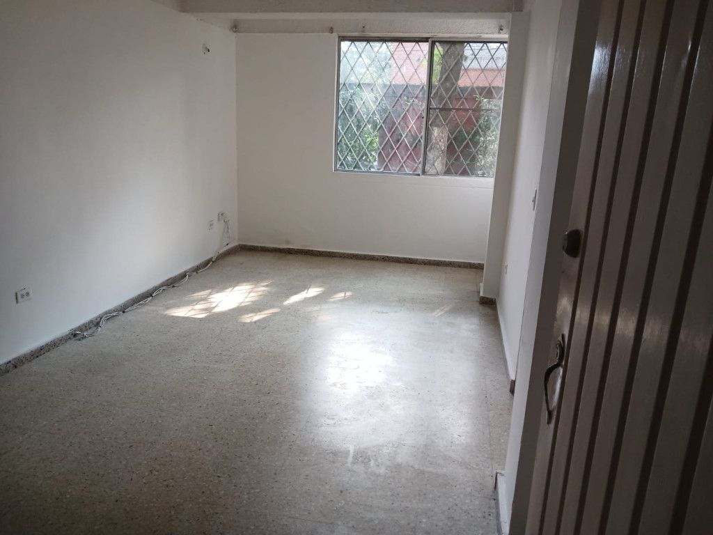 Apartamento en arriendo Valle Del Cauca Cali Cuarto De Legua - Guadalupe 73 m2 Habitaciones 2 Baños 2 Garajes 1 Precio $1600000
