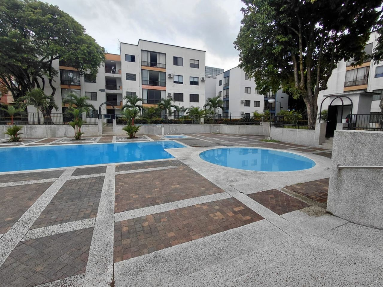 Apartamento en venta Valle Del Cauca Cali Bosques Del Limonar 94 m2 Habitaciones 4 Baños 3 Garajes 2 Precio $375000000