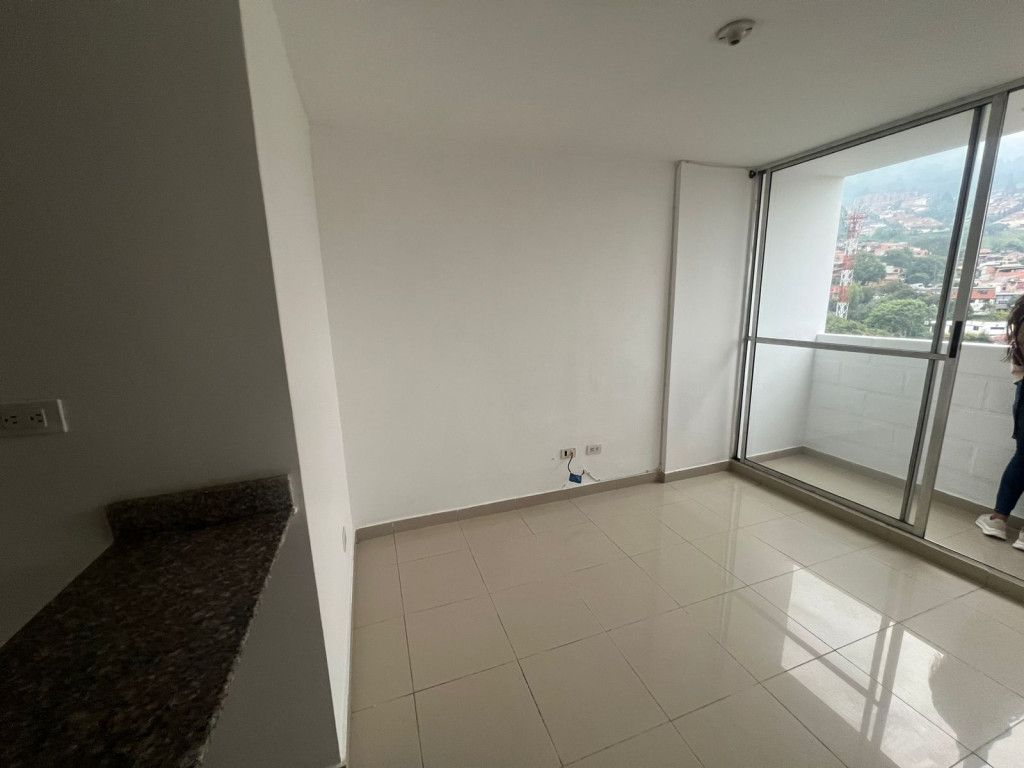 Apartamento en arriendo Antioquia Medellín Cucaracho 65 m2 Habitaciones 3 Baños 1 Garajes 0 Precio $1500000