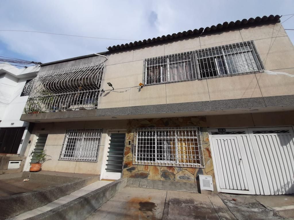 Apartaestudio en arriendo Valle Del Cauca Cali La Flora 43 m2 Habitaciones 1 Baños 1 Garajes 0 Precio $1050000
