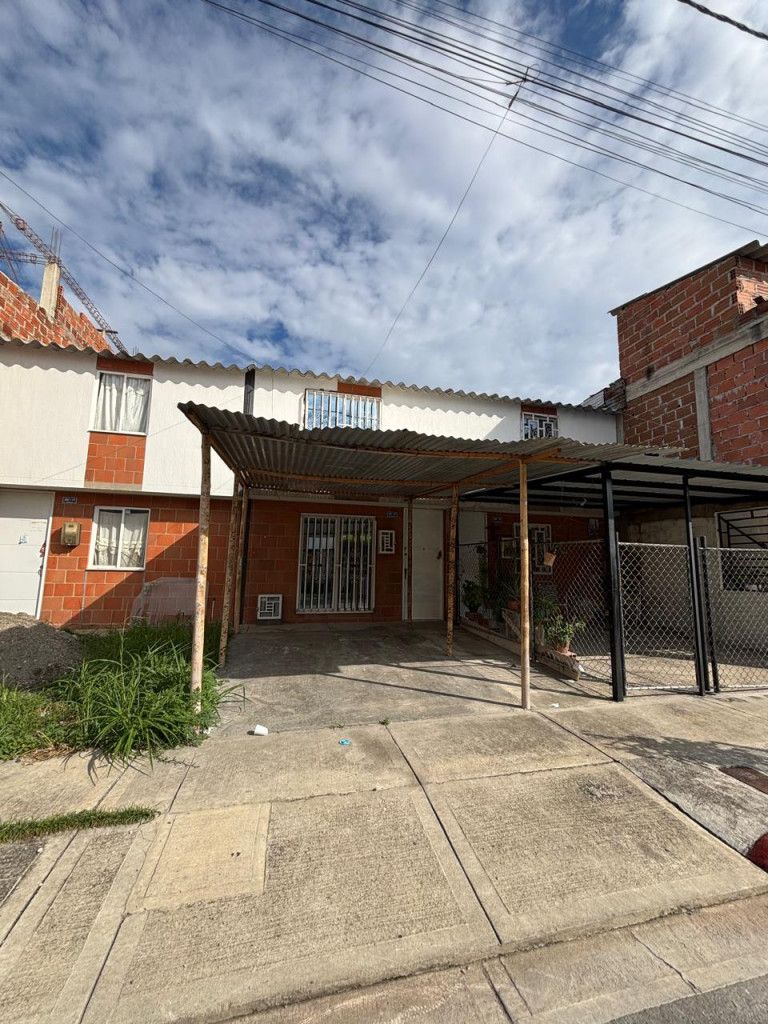 Casa en arriendo Valle Del Cauca Candelaria San Cristobal 40 m2 Habitaciones 3 Baños 3 Garajes 0 Precio $750000