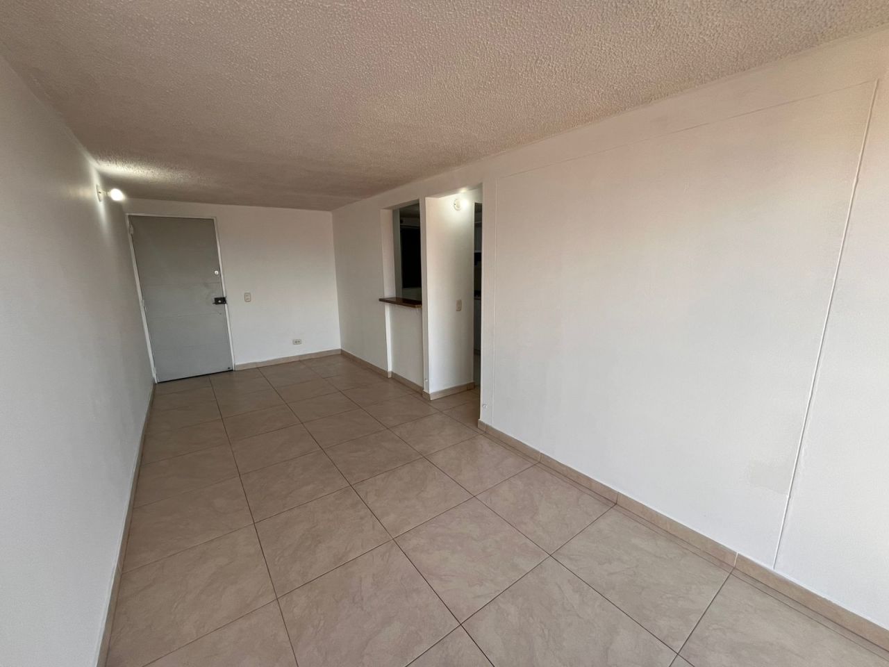 Apartamento en arriendo Cundinamarca Bogotá Cantalejo 63 m2 Habitaciones 3 Baños 2 Garajes 1 Precio $2772000