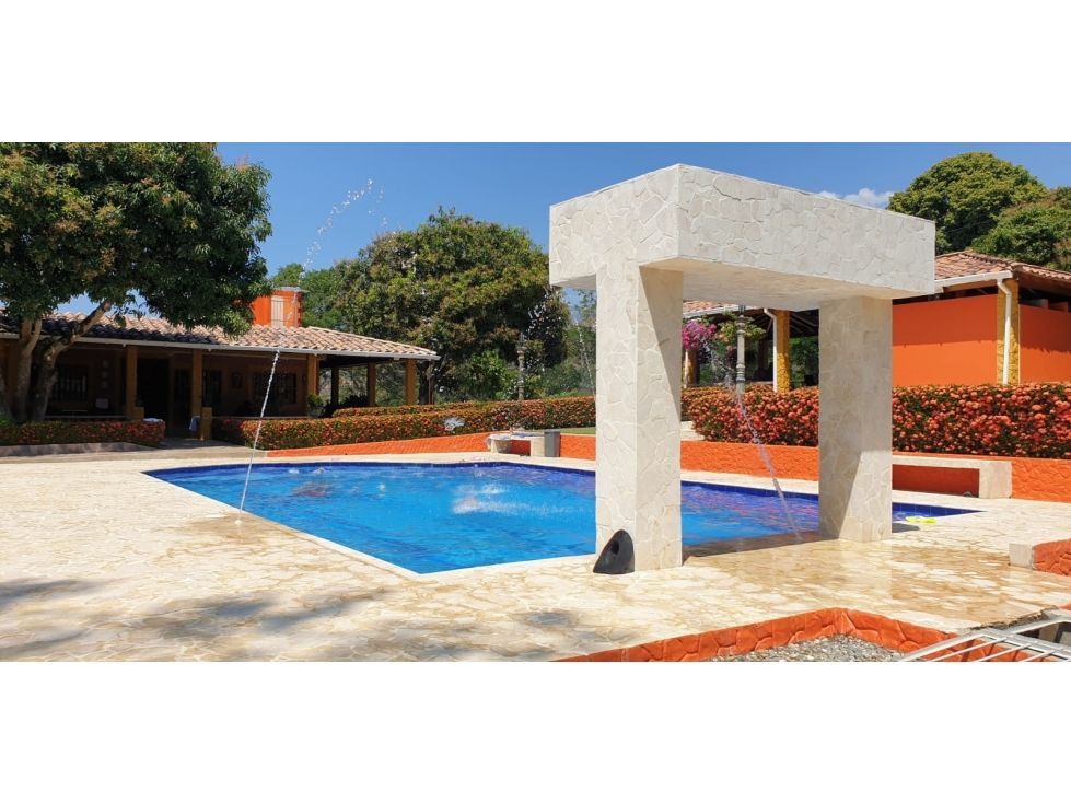 Finca en venta Antioquia Sopetrán Sopetran 440 m2 Habitaciones 5 Baños 4 Garajes 0 Precio $1700000000
