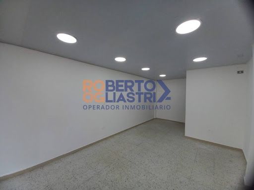 Local en arriendo Santander Barrancabermeja Uribe Uribe 20 m2 Habitaciones 0 Baños 1 Garajes 0 Precio $850000