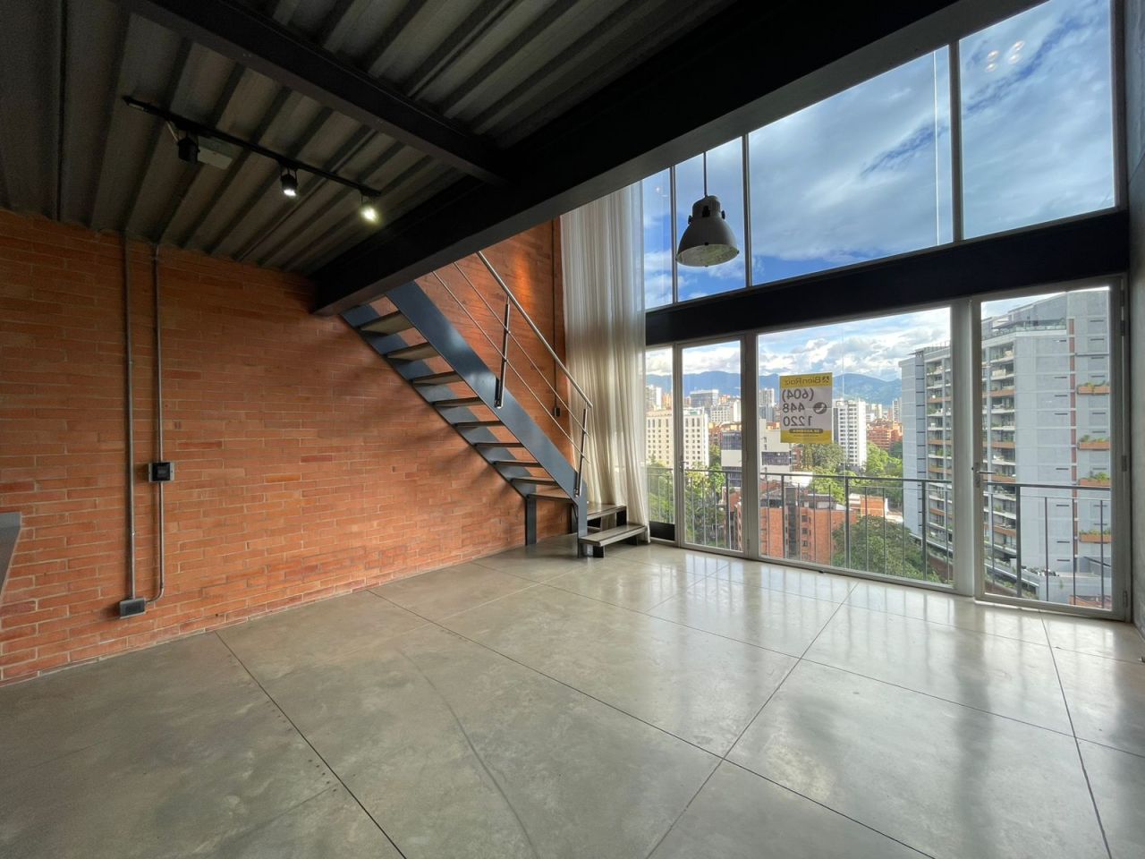 Apartaestudio en arriendo Antioquia Medellín Astorga 125 m2 Habitaciones 1 Baños 2 Garajes 2 Precio $5000000