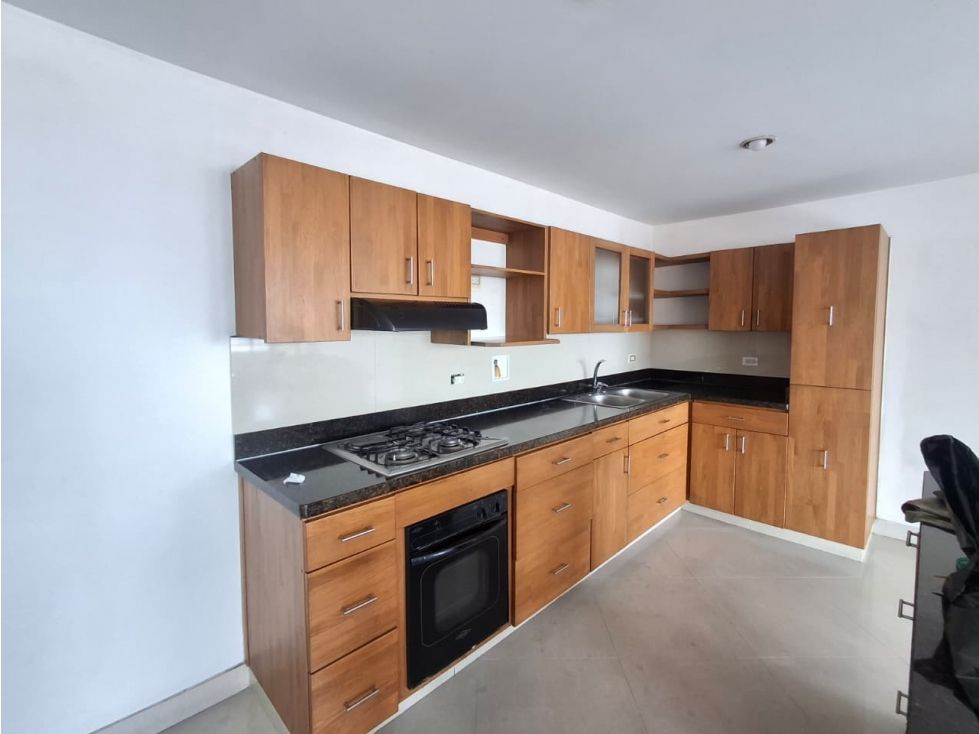 Apartamento en venta Antioquia Sabaneta Betania 130 m2 Habitaciones 3 Baños 3 Garajes 2 Precio $895000000