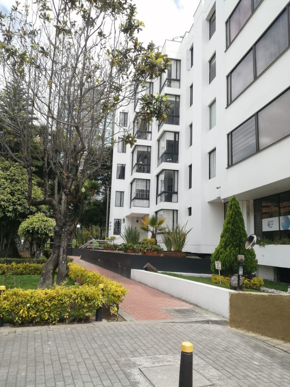 Apartamento en venta Cundinamarca Bogotá Campo Alegre 88 m2 Habitaciones 3 Baños 2 Garajes 1 Precio $650000000