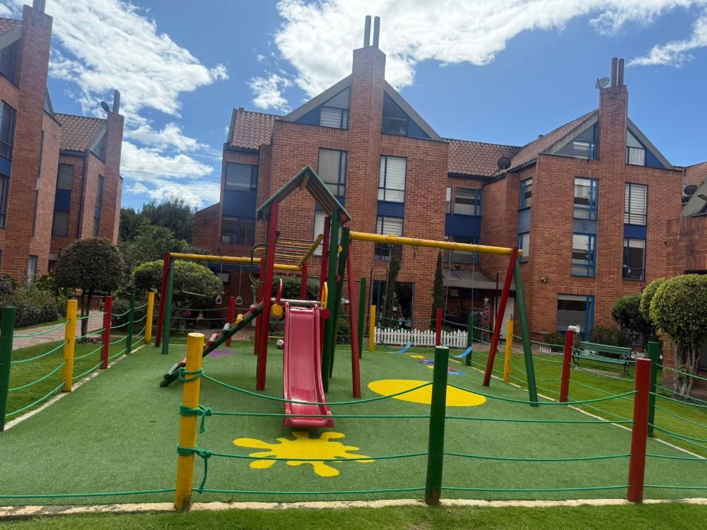 Casa en venta Cundinamarca Bogotá Villa Alsacia 126 m2 Habitaciones 6 Baños 3 Garajes 0 Precio $830000000