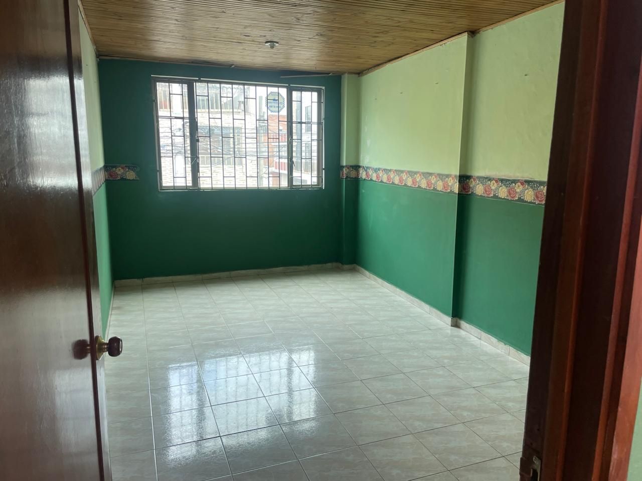 Casa en venta Cundinamarca Bogotá Super Manzana 5 120 m2 Habitaciones 3 Baños 2 Garajes 1 Precio $600000000