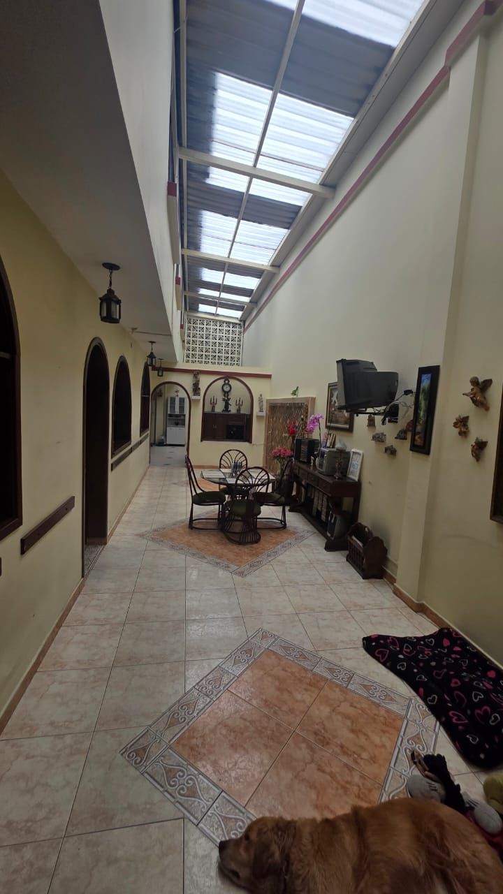 Casa en venta Cundinamarca Bogotá Muequeta 370 m2 Habitaciones 6 Baños 4 Garajes 1 Precio $800000000