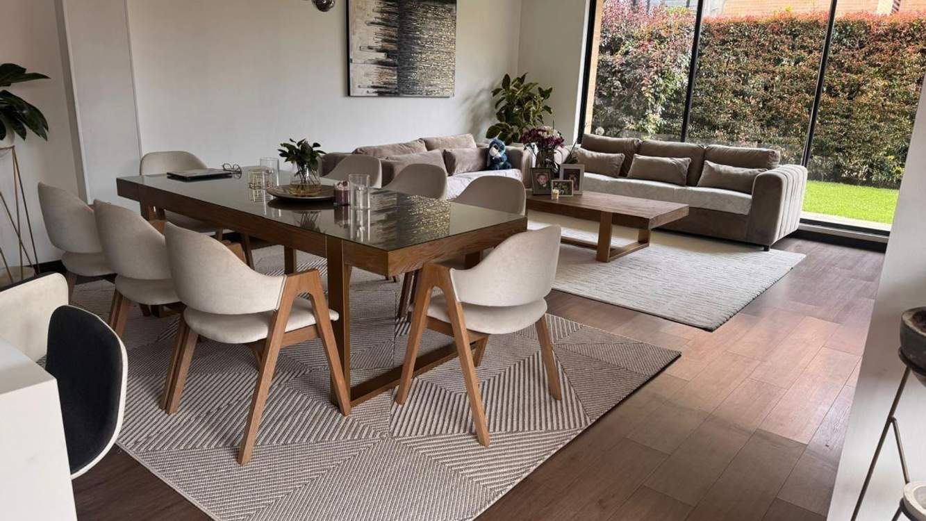 Casa en venta Cundinamarca Cajicá Vda Canelon 163 m2 Habitaciones 4 Baños 5 Garajes 4 Precio $1350000000