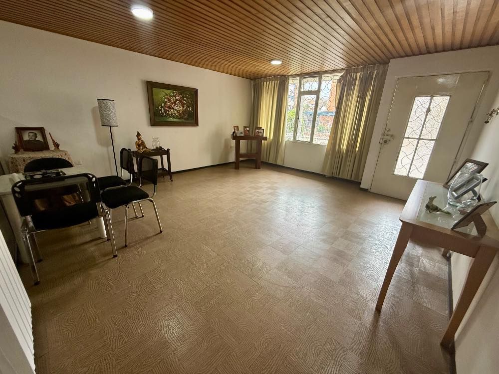 Casa en venta Cundinamarca Bogotá Los Andes 220 m2 Habitaciones 4 Baños 4 Garajes 2 Precio $900000000
