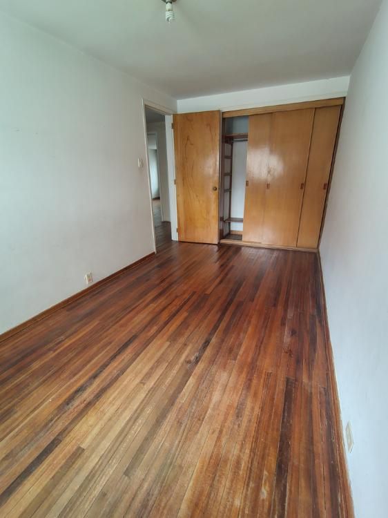Casa en venta Cundinamarca Bogotá La Soledad 279 m2 Habitaciones 4 Baños 3 Garajes 2 Precio $980000000