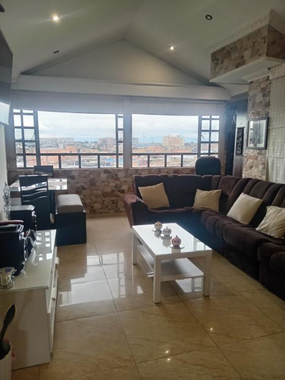 Casa en venta Cundinamarca Bogotá Centro Fontibon 2148 m2 Habitaciones 6 Baños 6 Garajes 0 Precio $6500000000