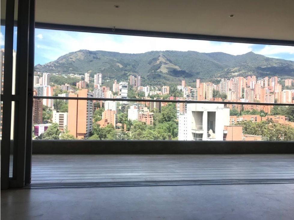 Apartamento en arriendo Antioquia Medellín Manila 230 m2 Habitaciones 3 Baños 4 Garajes 3 Precio $14000000