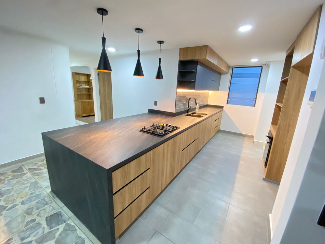Apartamento en venta Antioquia Medellín Laureles 136 m2 Habitaciones 3 Baños 3 Garajes 2 Precio $850000000
