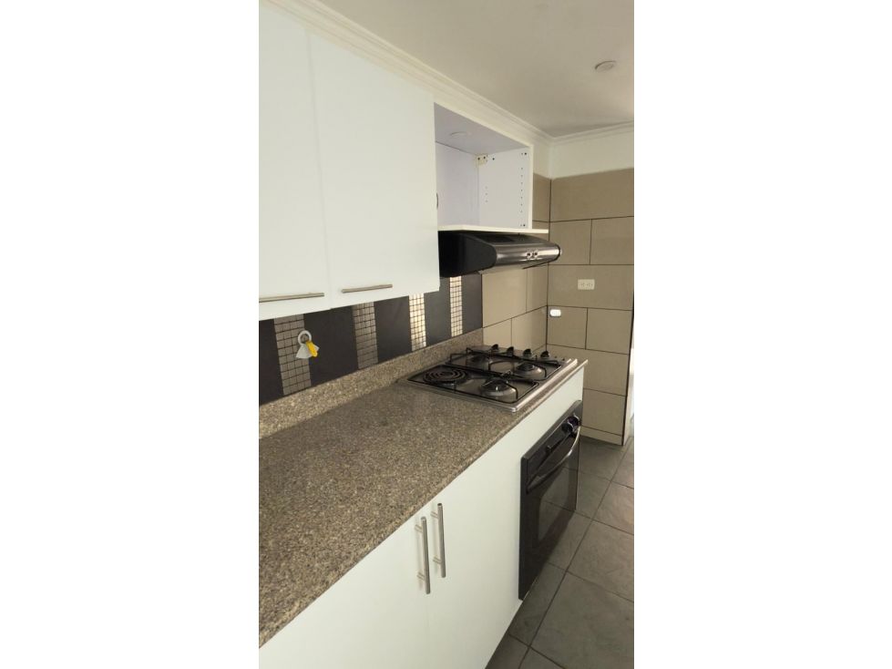 Apartamento en arriendo Antioquia Medellín La Castellana 90 m2 Habitaciones 3 Baños 2 Garajes 1 Precio $3500000