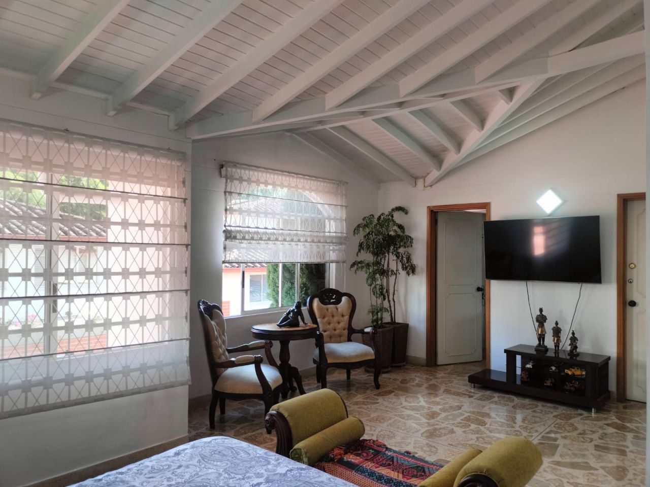 Casa en arriendo Antioquia Medellín Los Balsos No 2 300 m2 Habitaciones 4 Baños 4 Garajes 3 Precio $11300000