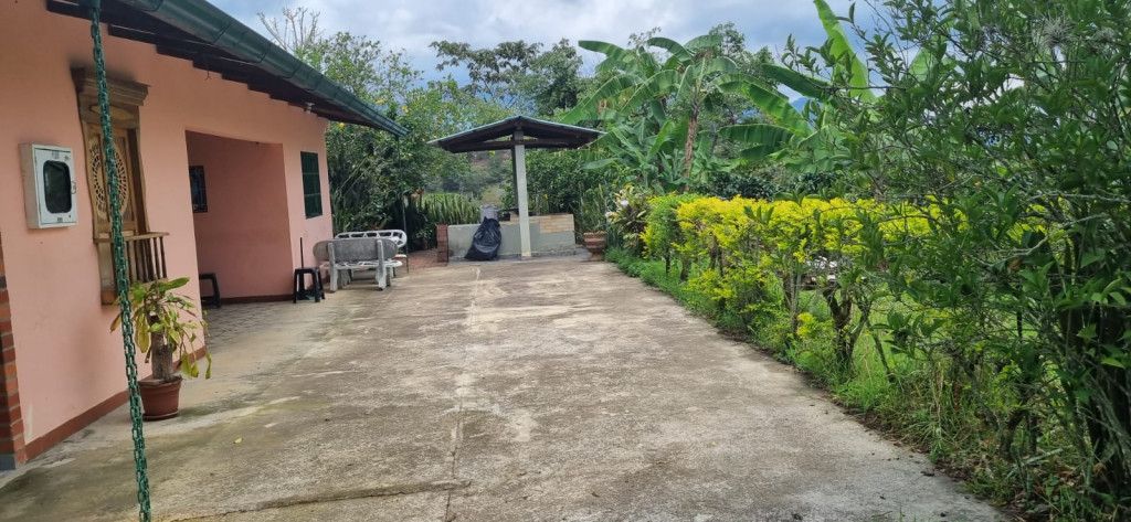 Lote en venta Cundinamarca Cachipay Cachipay 100 m2 Habitaciones 0 Baños 2 Garajes 0 Precio $890000000
