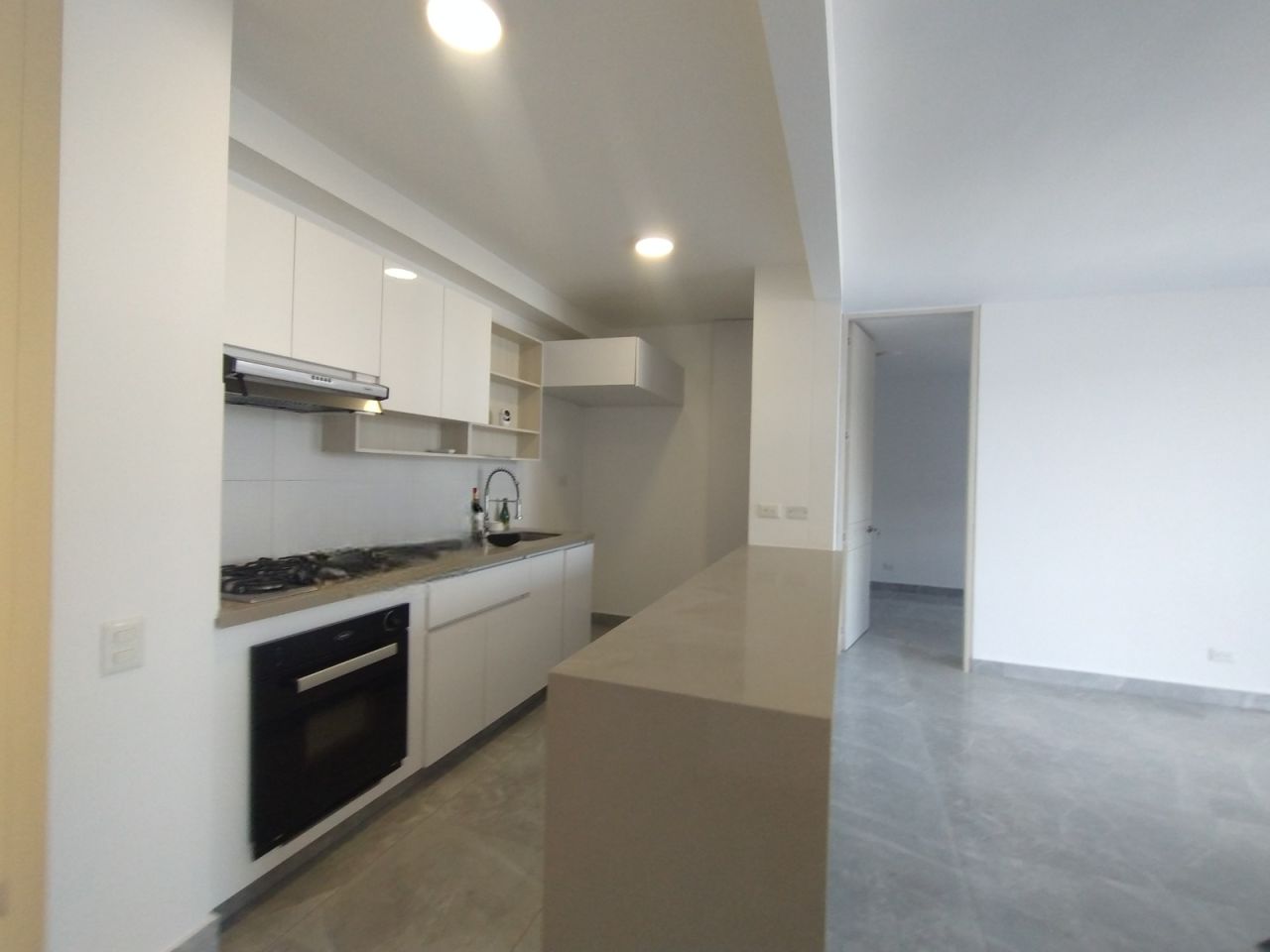 Apartamento en arriendo Atlántico Barranquilla Cr Jardines De Tivoli 87 m2 Habitaciones 3 Baños 2 Garajes 1 Precio $3800000