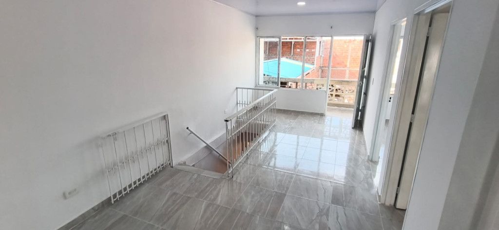 Casa en arriendo Valle Del Cauca Cali Los Naranjos I 100 m2 Habitaciones 3 Baños 1 Garajes 0 Precio $680000