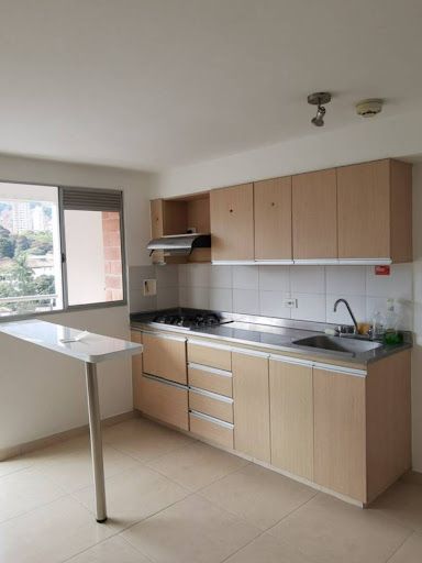 Apartamento en arriendo Antioquia Medellín La Pilarica 75 m2 Habitaciones 3 Baños 2 Garajes 1 Precio $2700000