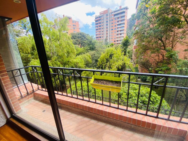 Apartamento en venta Cundinamarca Bogotá La Acanada 186 m2 Habitaciones 3 Baños 4 Garajes 4 Precio $1600000000