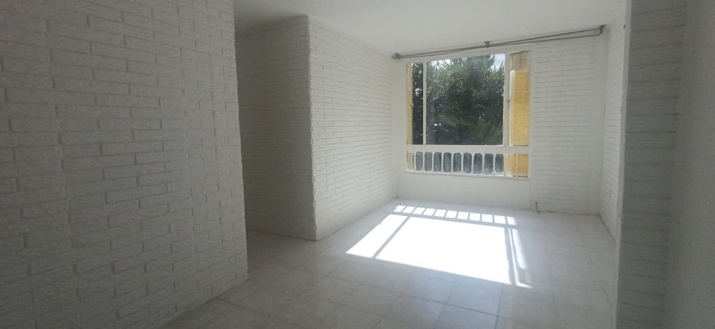 Apartamento en arriendo Cundinamarca Bogotá Nueva Tibabuyes 56 m2 Habitaciones 3 Baños 1 Garajes 0 Precio $1256000
