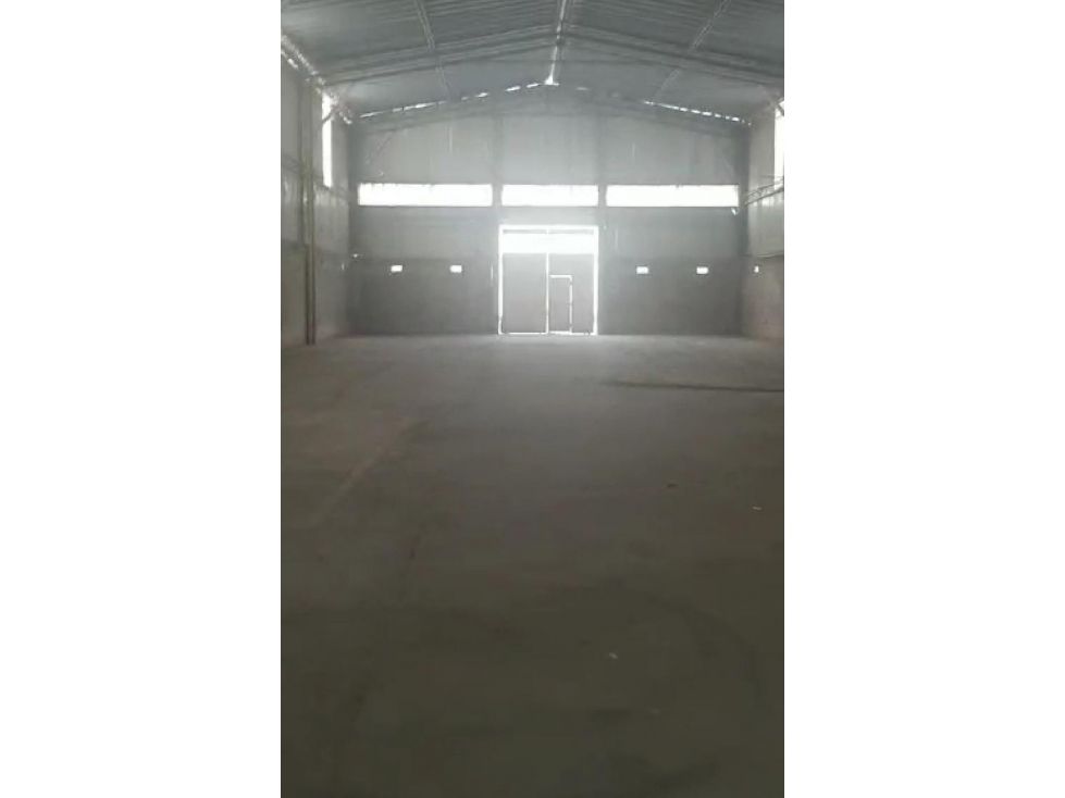 Bodega en arriendo Atlántico Barranquilla La Pradera 650 m2 Habitaciones 0 Baños 1 Garajes 3 Precio $8000000