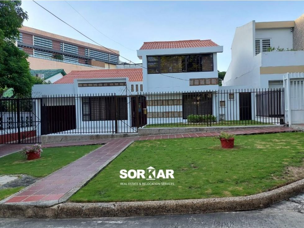 Casa en venta Atlántico Barranquilla Santa Monica 246 m2 Habitaciones 3 Baños 4 Garajes 2 Precio $990000000