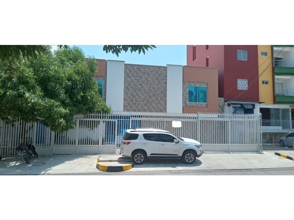 Casa en venta Atlántico Barranquilla Granadillo 1030 m2 Habitaciones 6 Baños 5 Garajes 8 Precio $1800000000
