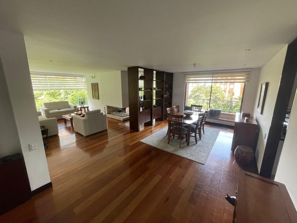Apartamento en arriendo Cundinamarca Bogotá La Acanada 203 m2 Habitaciones 3 Baños 5 Garajes 3 Precio $11987600