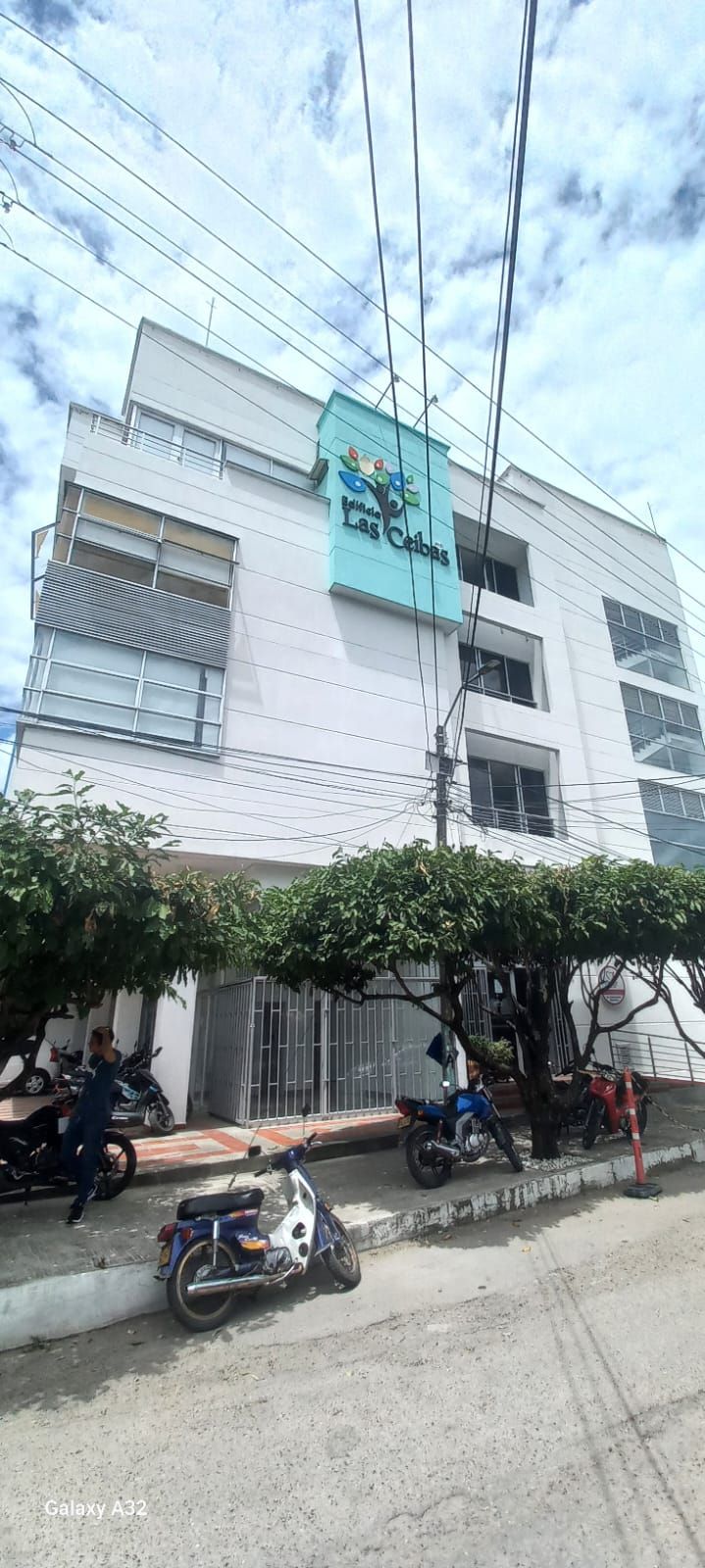 Local Comercial en arriendo Huila Neiva Villa Patricia 20 m2 Habitaciones 1 Baños 1 Garajes 1 Precio $2200000