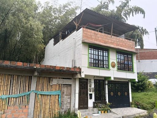 Casa en venta Risaralda Santa Rosa De Cabal Nn 320 m2 Habitaciones 6 Baños 4 Garajes 0 Precio $310000000