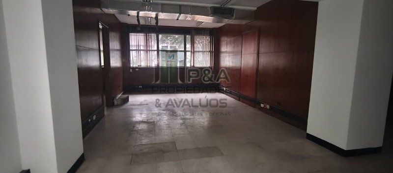 Oficina en arriendo Antioquia Medellín Caicedo 500 m2 Habitaciones 0 Baños 5 Garajes 0 Precio $15500000