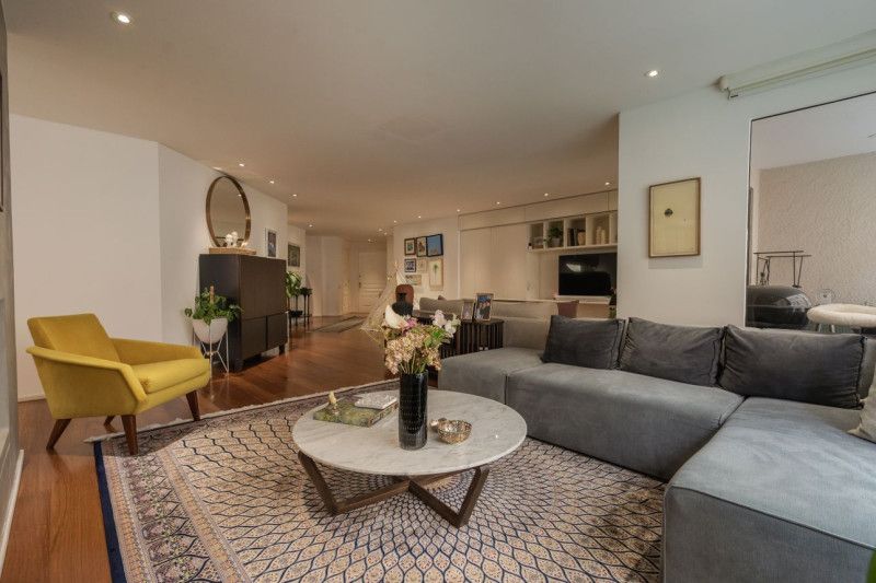 Apartamento en venta Cundinamarca Bogotá Chico 223 m2 Habitaciones 3 Baños 4 Garajes 3 Precio $1900000000