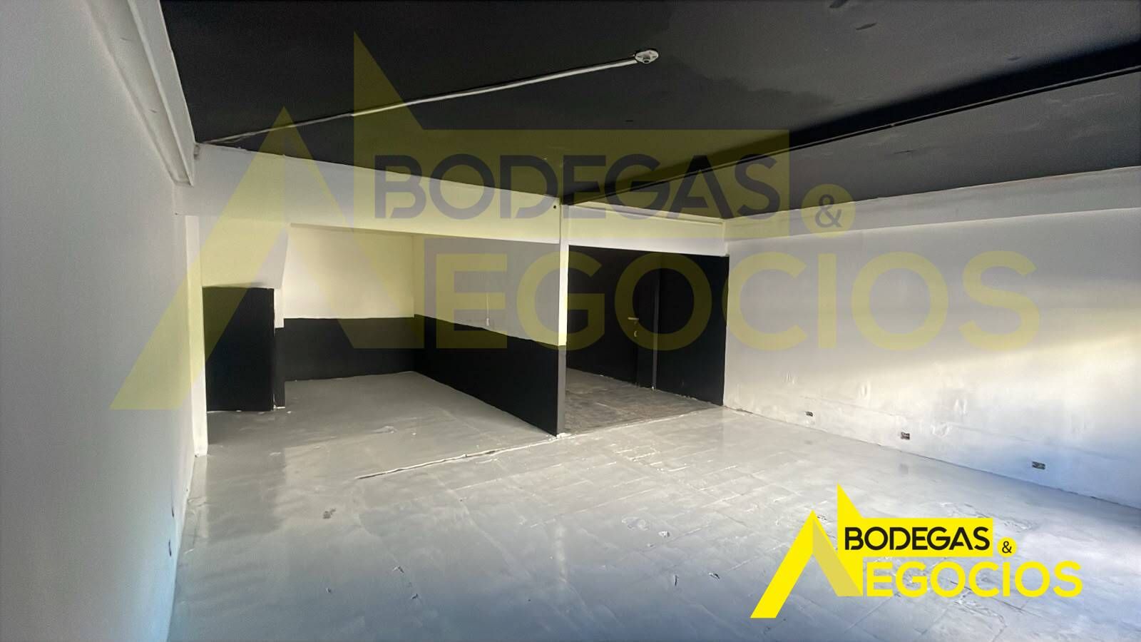 Bodega en arriendo Antioquia Medellín San Diego 220 m2 Habitaciones 0 Baños 2 Garajes 2 Precio $10000000