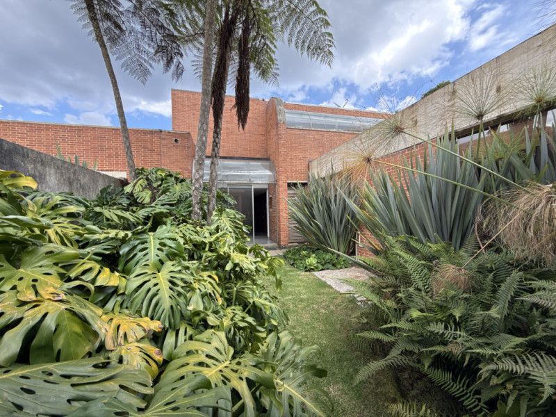 Casa en venta Cundinamarca Chía El Rosario 400 m2 Habitaciones 4 Baños 4 Garajes 4 Precio $2000000000