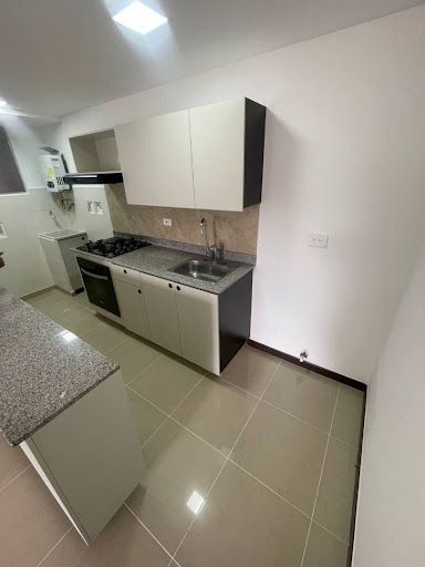 Apartamento en arriendo Antioquia Medellín Cuarta Brigada 70 m2 Habitaciones 2 Baños 2 Garajes 1 Precio $3000000