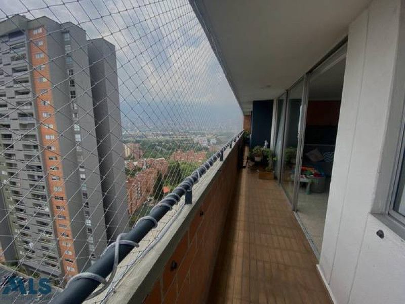 Apartamento en venta Antioquia Medellín Urbanizacion Cedros De La Colina 89 m2 Habitaciones 3 Baños 2 Garajes 1 Precio $690000000